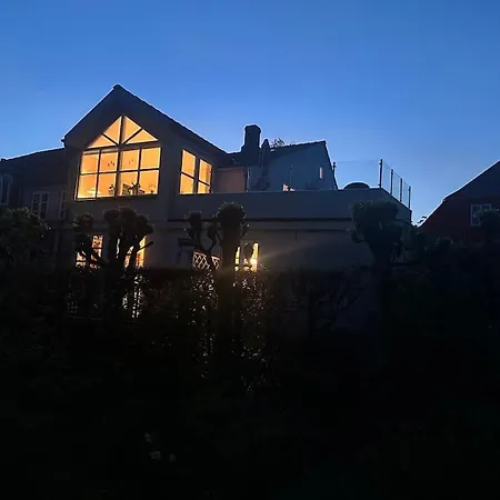 I Hjertet Af By Feriehus